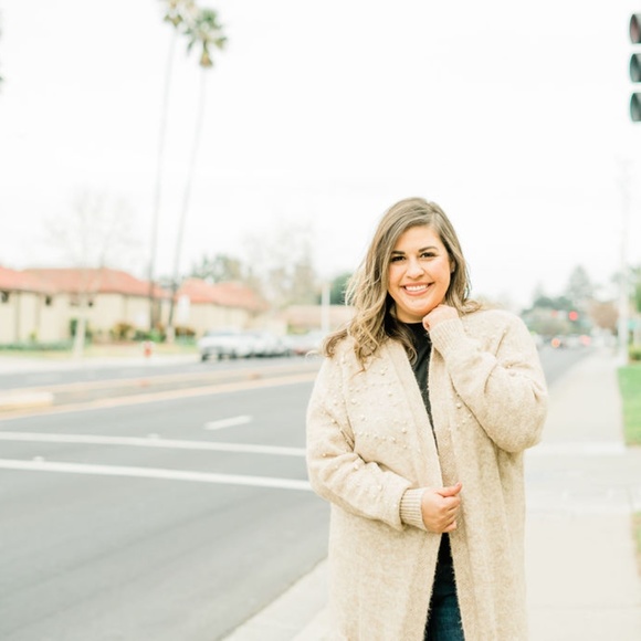 Pearl Cream Cardigan - Picture 9 of 14